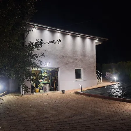 Le Pavillon Des Cerisiers Σπίτι διακοπών *